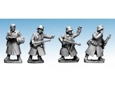 German Infantry in Greatcoats (Command) (4)