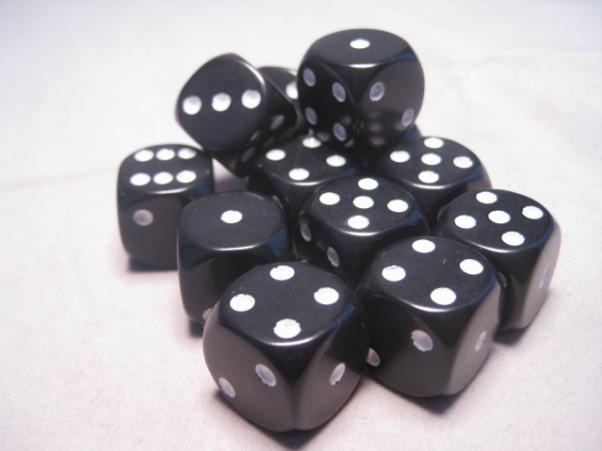 Chessex Dice Sets: Black/White Opaque 16mm d6 (12)